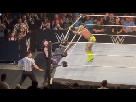 Dominik gets involved during his father Rey Mysterio’s WWE Championship match during live event!!