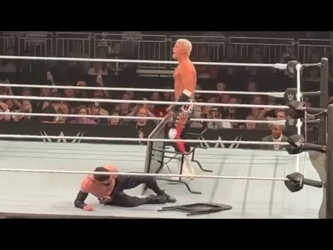 Cody Rhodes vs Finn Balor Street Fight during WWE Live Event!