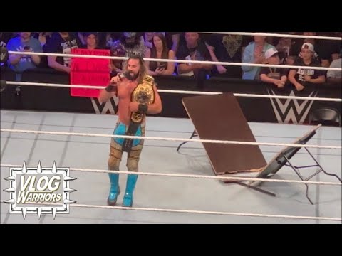 Seth Rollins Breaks New Record During WWE Live Event!