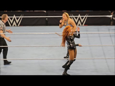Becky Lynch vs Zoey Starks Full Match - WWE Live 12/3/2023