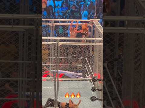 Trish Stratus vs Becky Lynch (Steel Cage) #wwe #shorts