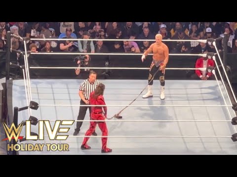 Cody Rhodes vs Shinsuke Nakamura Bull Rope Match - WWE Live MSG 12/26/2023