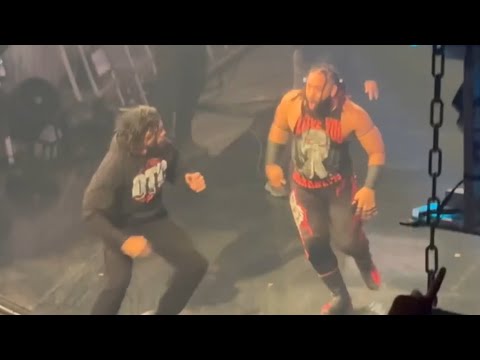 Roman Reigns Attacks The Bloodline Live Crowd Pop - WWE Smackdown 10/25/24